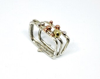 Zierliches Ring Set, Silber 925 Ringe, Kupfer und Messing Perlen, handgemachte Vierkantringe