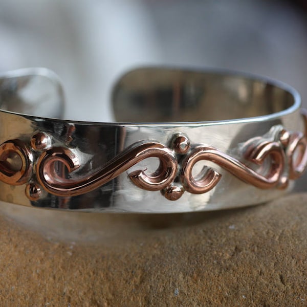Handmade Silver 925 Cuff Bracelet with Copper Details: Personalized Engraved Message