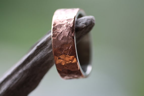 Bague homme rustique en cuivre argente large bande martelee bague martelee personnalisee boheme pour femme bague de mariage pour homme cadeaux de la Saint Valentin Etsy France