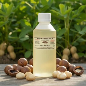 Macadamia Nut Oil 250ml with exact matching ribbed cap