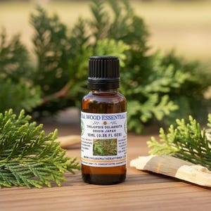 Ätherisches Hiba Öl