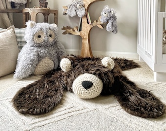 Brown Grizzly Bear Rug, Woodland nursery decoration, mountain nursery decor,  ClaraLoo