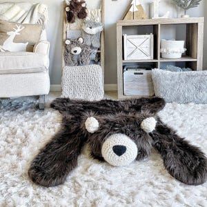 Brown Grizzly Bear Rug in Faux Fur for Woodland Nursery