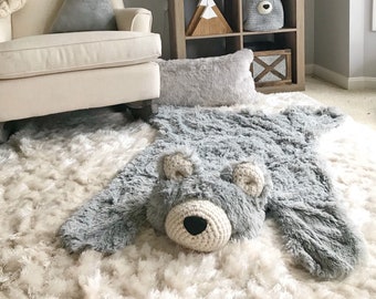 Mountain nursery rug. Baby bear play mat. Reading nook rug. Woodland theme Nursery Rug. Baby shower gift woodland animals. ClaraLoo Bear Rug
