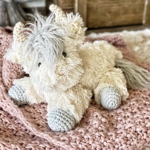 White Highland Cow Plush. Stuffed animal nursery decor. Soft highland cow baby gift. Christmas highland cow stuffie. Crochet cow gift. image 6