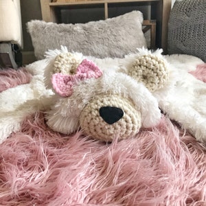 Kleiner Eisbär Teppich fürs Kinderzimmer | Waldtier Bild von ClaraLoo Creations
