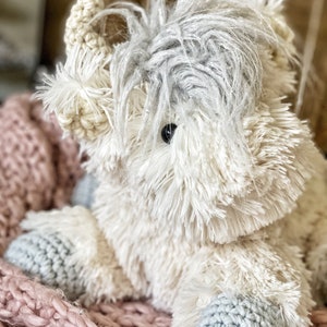 White Highland Cow Plush. Stuffed animal nursery decor. Soft highland cow baby gift. Christmas highland cow stuffie. Crochet cow gift. image 3