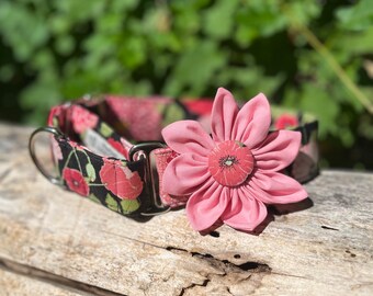 Beautiful pink peach flower dog collar, buckle or martingale, size small through giant (pattern placement varies)