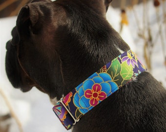 Martingale dog collar, Purple martingale dog collar, Flower dog collar, 2 inch dog collar, extra large dog collar, pretty martingale for dog