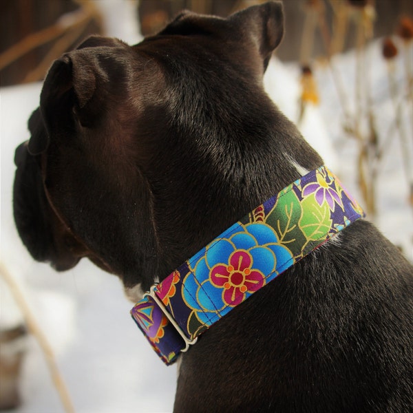 Martingale dog collar, Purple martingale dog collar, Flower dog collar, 2 inch dog collar, extra large dog collar, pretty martingale for dog