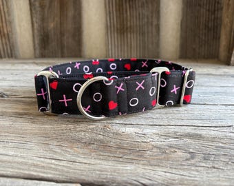 Valentine XOXO dog collar, no slip Dog collar, Martingale dog collar, Buckle dog collar