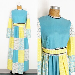 SALE 1970s / 70s Vintage Patchwork Floral Quilt Maxi Dress / Small