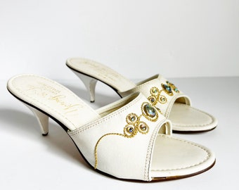 1950s / 60s Vintage White Leather Open Toe Kitten Heel Mules / Size US 7 / UK 4.5 / EU 37.5