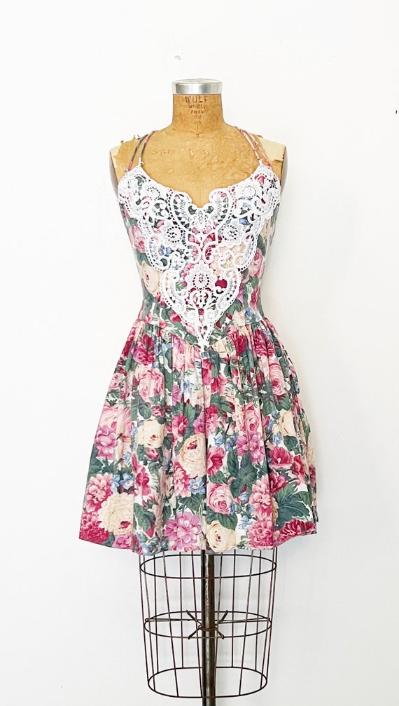 1990s / 90s Vintage Floral and Lace Mini Party Dr… - image 2