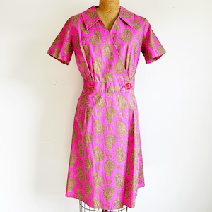 1960s / 60s Vintage Vivid Pink Paisley Cotton Wrap Dress / Medium / Large