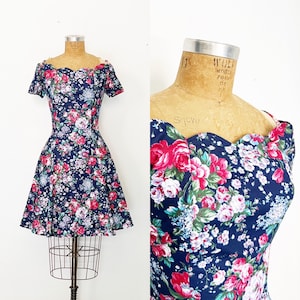 1990s / 90s Vintage Navy Floral Garden Party Fit and Flare Dress / Extra Small