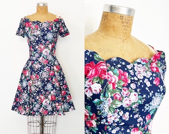 1990s / 90s Vintage Navy Floral Garden Party Fit and Flare Dress / Extra Small