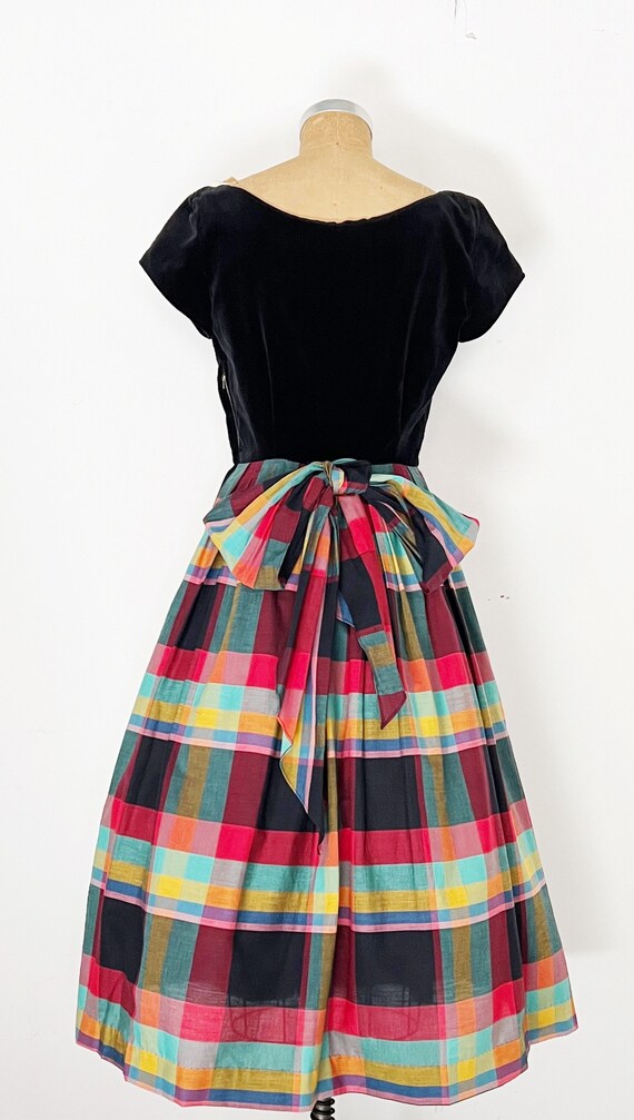 1940s / 40s Vintage Velveteen and Plaid Fit and F… - image 5