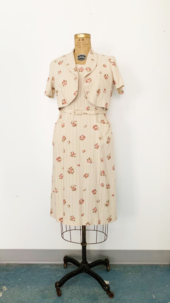 1950s / 50s Vintage Rose Print Sheath Dress and J… - image 6