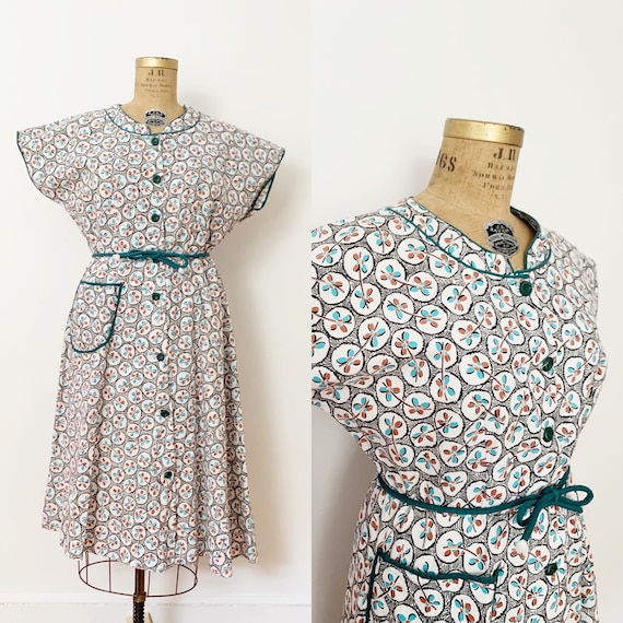 1940s / 40s Vintage Cotton Print Day Dress / Extra