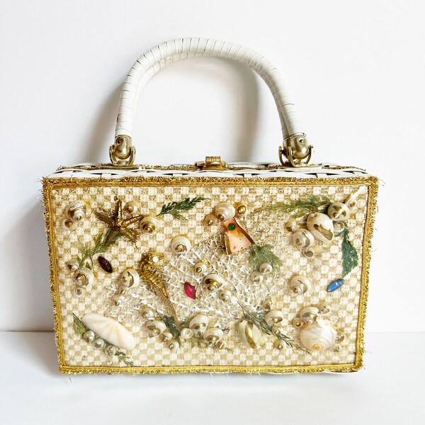 1950s / 60s Vintage White Wicker Seashell Novelty Box Purse / Beach Bag