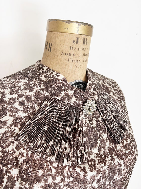 1950s / 50s Vintage Brown Floral Print Sheath Dre… - image 3