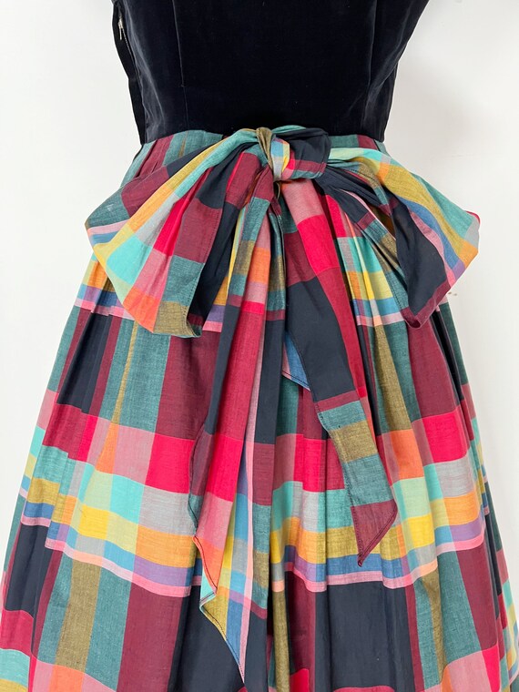 1940s / 40s Vintage Velveteen and Plaid Fit and F… - image 6