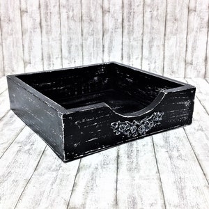 Schwarzweißer Serviettenhalter aus Holz flach, moderne Bauernhausküche, Geschenk für Gastgeschenk, Geschenkidee für neues Zuhause
