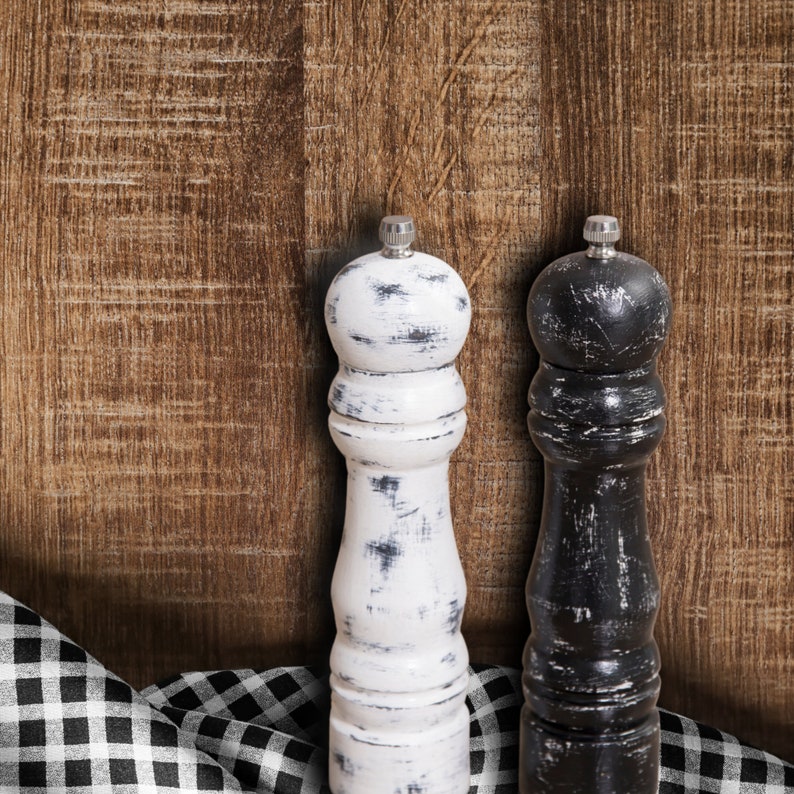 Black & White Kitchen Accessories, Unique Christmas Gift Idea ,Anniversary Gift for Parents, Salt and Pepper Grinders Set 7.5'', Foodie Gift 