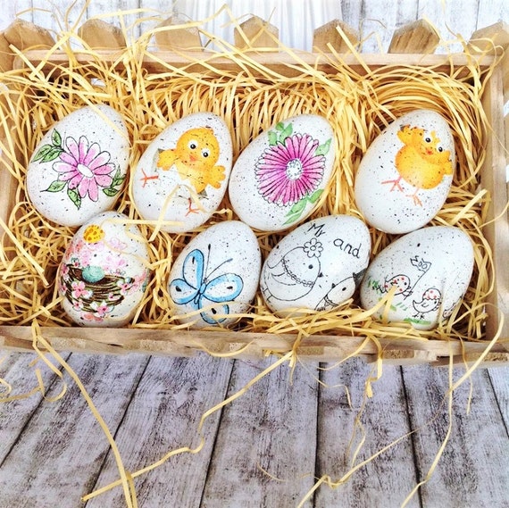 Yisscen Uova di Pasqua Decorative, 50 Uova di Pasqua In Plastica, Uova di Pasqua da Appendere, Addobbi Pasquali, Gioco di Caccia alle Uova di Pasqua, 4 x 3 cm