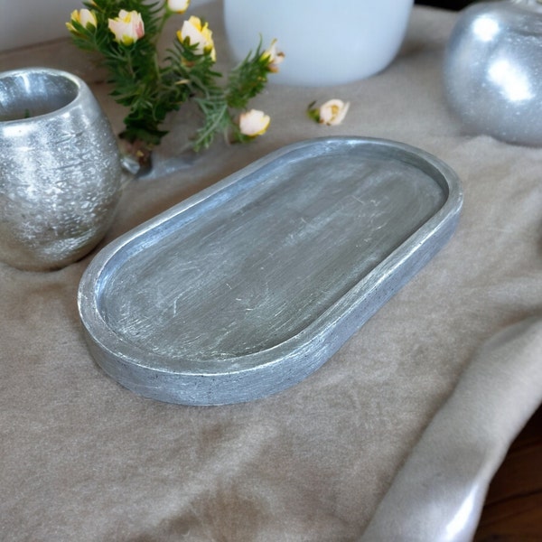 Oval concrete tray, Decorative stone tray, Side table decor, Housewarming gift, Key holder dish, Ring holder plate, Minimal home decor