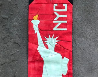 New York City / Statue of Liberty quilt block — mini quilt | PDF pattern download | NYC | travel quilt