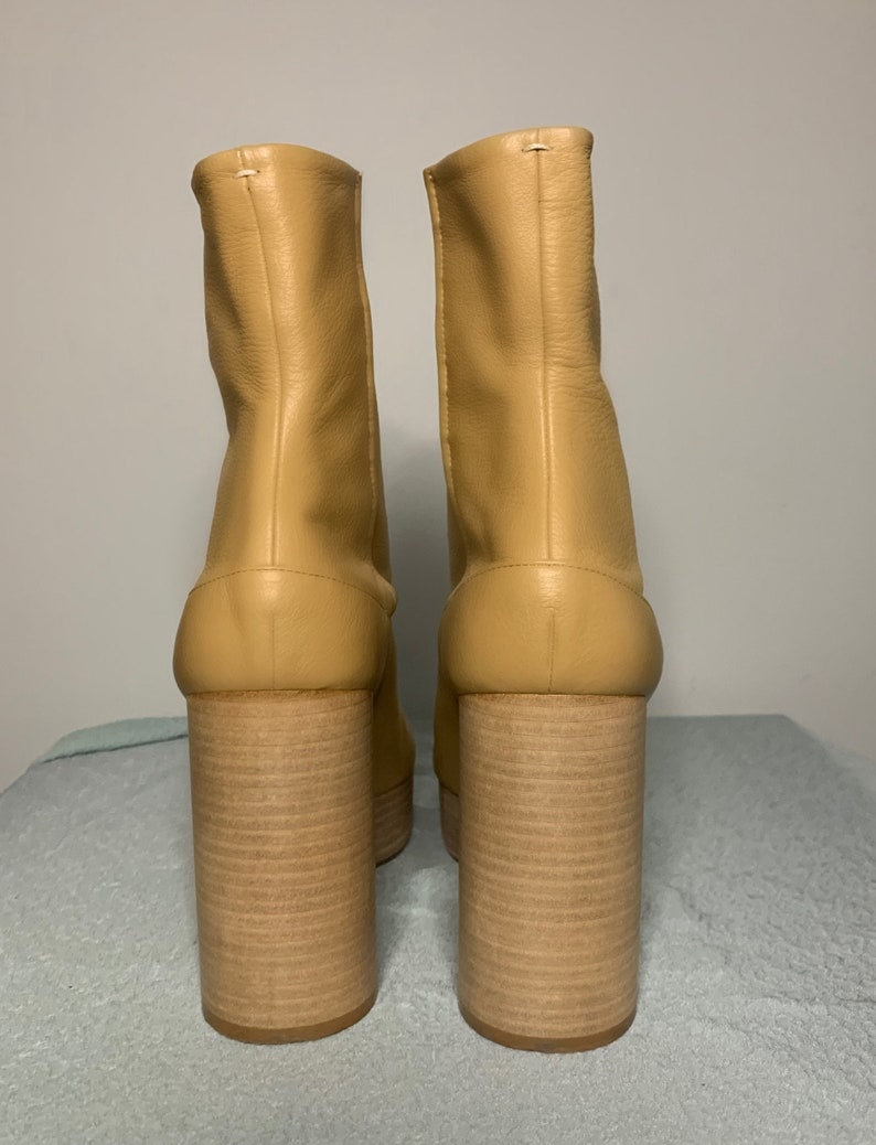 aqualite leads slippers