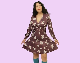 1970s purple floral wrap dress
