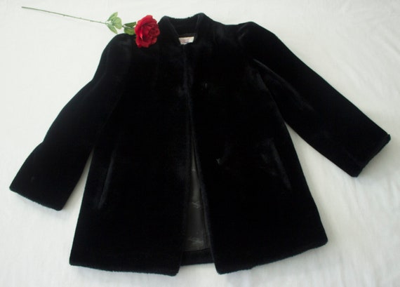 1950s Black Faux Fur Coat By Intrigue.Size Medium - image 1