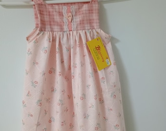 Pink Floral Print Dress, size 3-4, with heart button