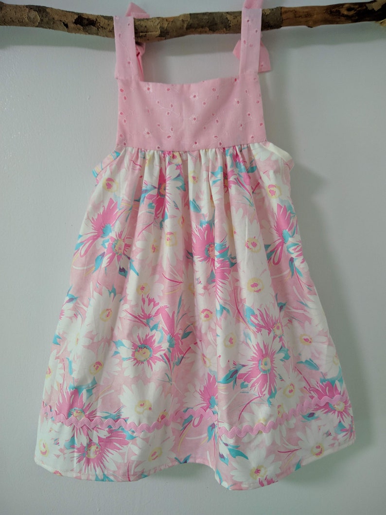 Summer Daisies Dress