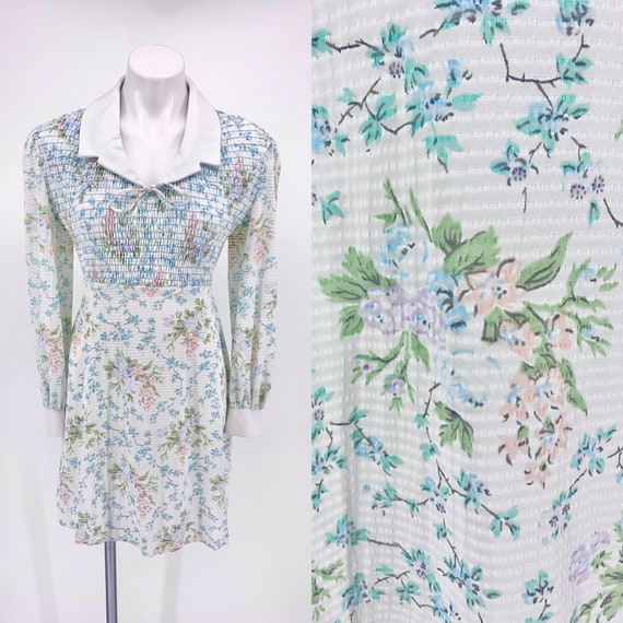 1970s Vintage Smock Floral Mini Dress | 70s Retro