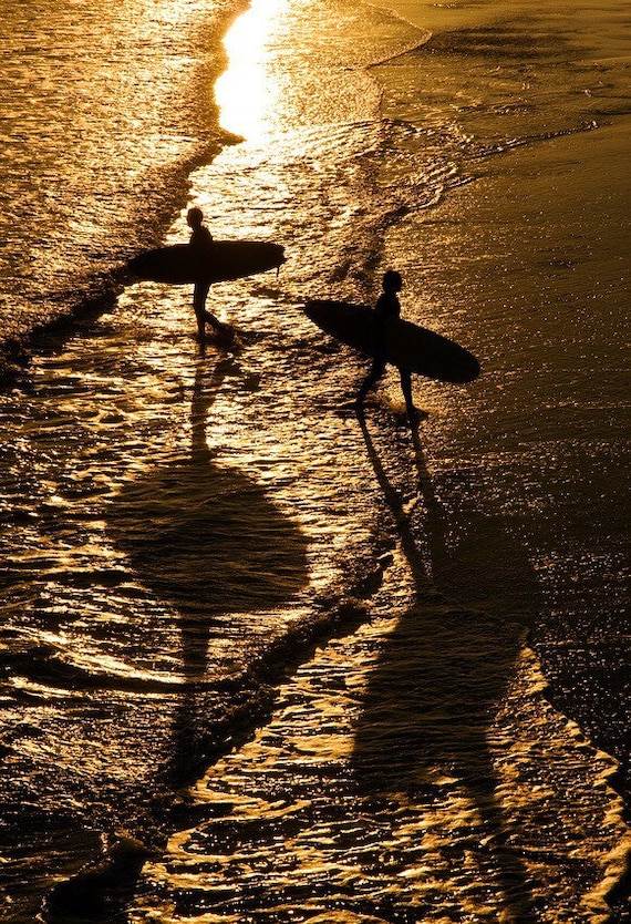 SURFERS SILHOUETTE BEACH Print