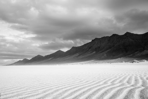 BLACK AND WHITE Landscape beach print