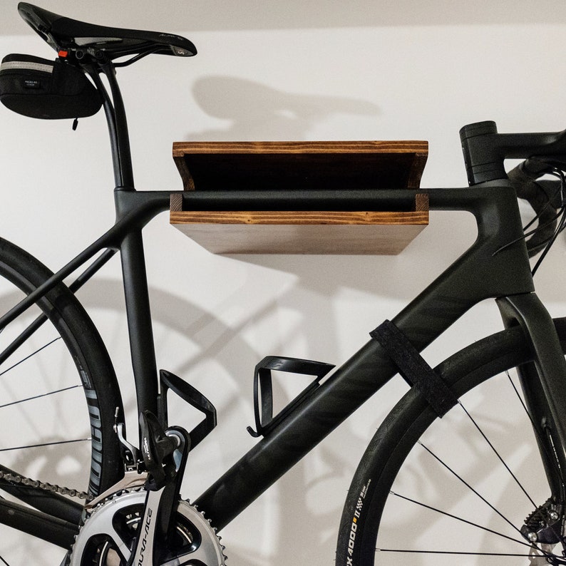 Houten Fietsrekmuur