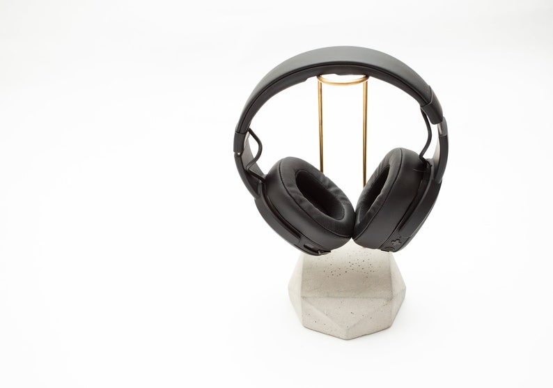 Headphone Holder Concrete headset holder headphones Stand Concrete brass Handmade Wooden headphone stand hanger Brass Geometric image 2