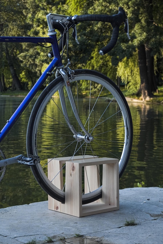 Fahrradstnder aus Holz | Moderne Wrfel-Aufbewahrung - Etsy.de