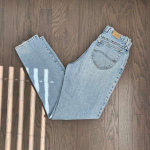 Jeans Lee Mom anni '90 / Denim lavaggio chiaro a vita alta / Denim vintage a vita alta / Medio