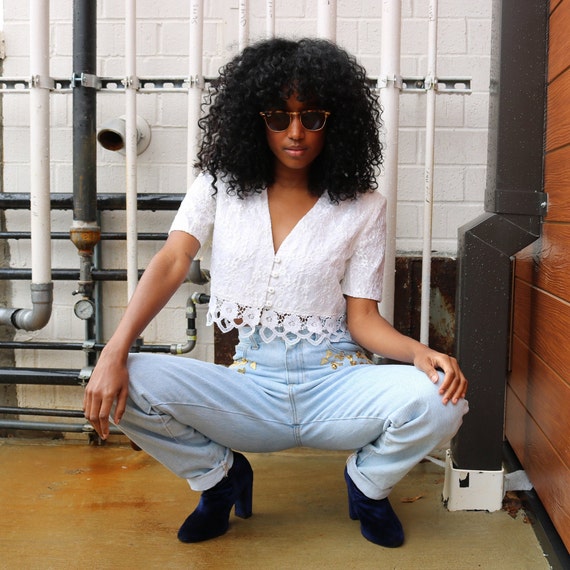 Vintage Lace Crop Top | 80s 90s Lace Blouse | Whit