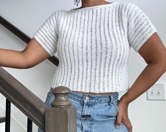 80s Handmade Crop Knit Sweater in White | Large One Size