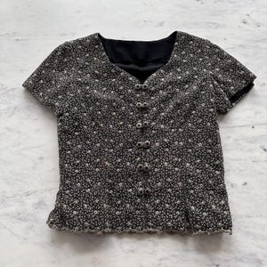 Blusa bordada con hilado en cromo dorado de los años 90 / Talla pequeña y mediana
