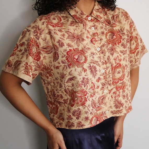 90s Reworked Floral Crop Top: Box Cut Cotton Button Up (Large)