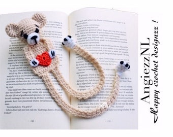 CROCHET PATTERN bookmark - bear - heart - love - Valentine's day