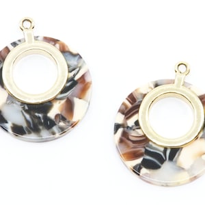 Tan and Black Tortoise Shell Circle Shaped Pendant Acrylic Blanks with Gold Detailing